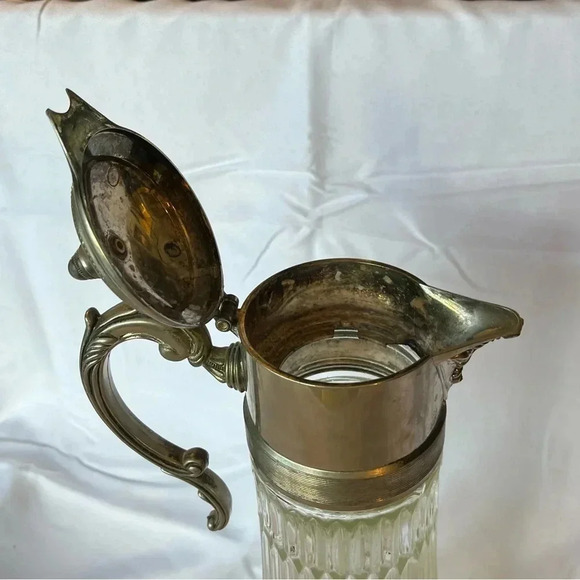 Vintage 1930s Glass + Silver Plated Beverage Pitcher 14 1/4”in - Picture 3 of 5